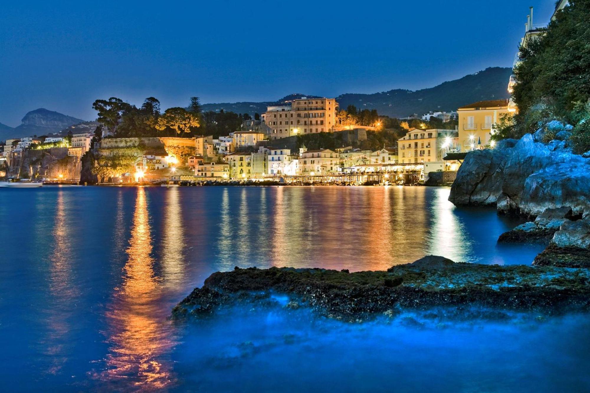 Hilton Sorrento Palace Exterior foto